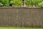 Caramutthatched-fencing-4.jpg; ?>