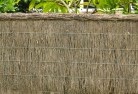 Caramutthatched-fencing-6.jpg; ?>